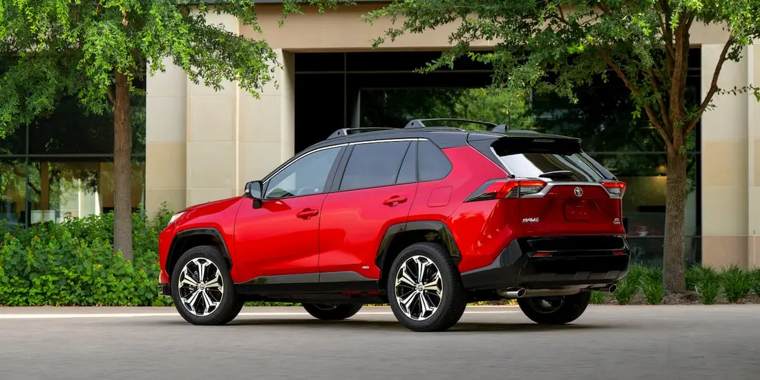 فراخوان تویوتا برای RAV4 و خودروهای برقی