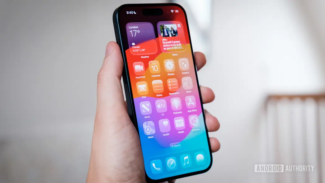 آیکون‌های Liquid Glass در iOS 26