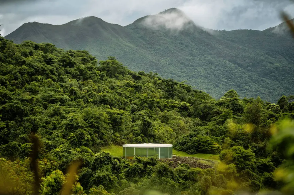 ایالت میناس ژرایس در مرکز برزیل کمتر مورد توجه قرار گرفته اما میزبان برخی از بهترین معماریهای معاصر روی زمین است...