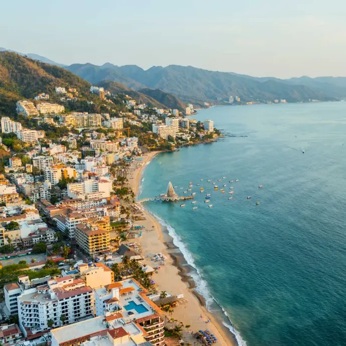 چشم‌انداز وسیع از پوئرتو بایارتا