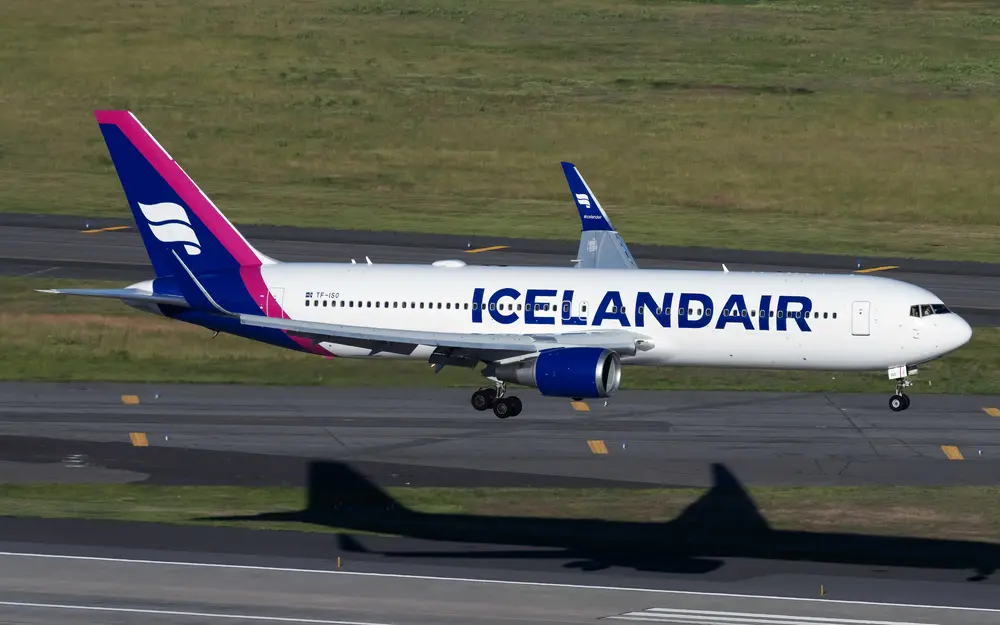 TF-ISO Icelandair بوئینگ ۷۶۷‑۳۱۹(ER)