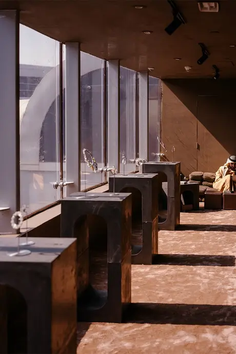 یک ترمینال فرودگاهی تبدیل به گالری برای NOMAD ابوظبی