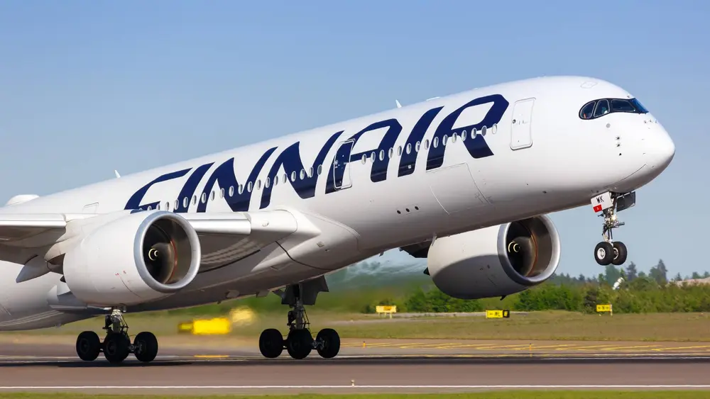 عکسی از هواپیمای Finnair که درست قبل از برخاستن گرفته شده است.