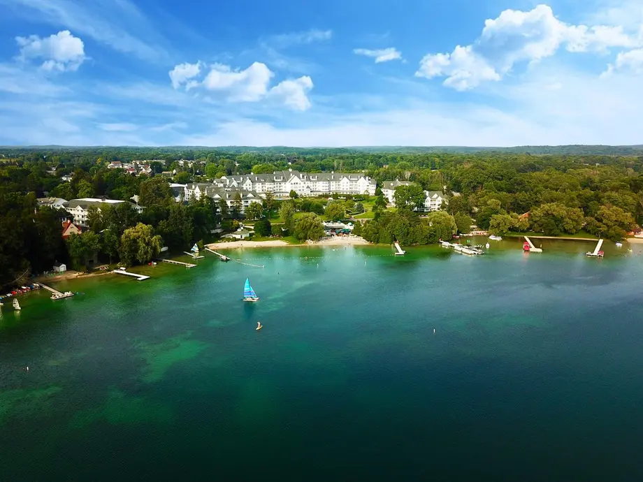 استهوف ریسورت ۲