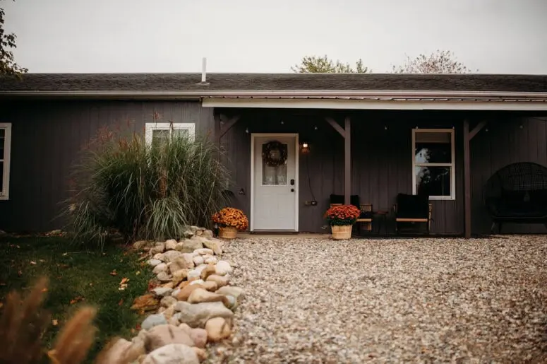 نمای بالای کلبهٔ نورث‌فارثینگ، جونزویل، میشیگان – نمای مستقیم و افقی