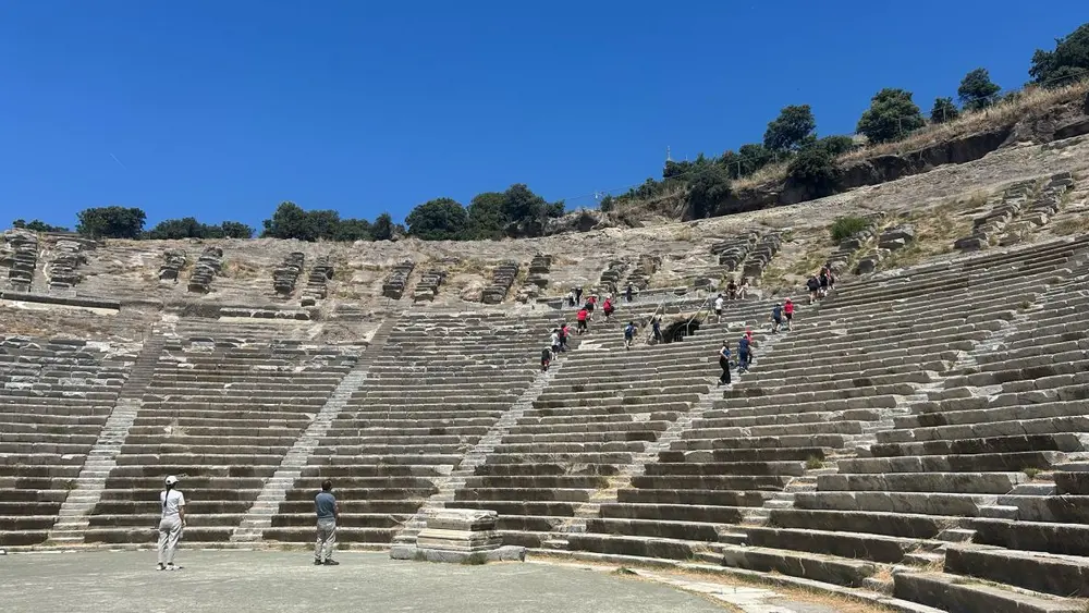 <strong>تئاتر باستانی بودروم: </strong>در اوج خود، این مکان می‌توانست تا ۱۰٬۰۰۰ نفر را برای تماشای سرگرمی‌هایی همچون مسابقات گلادیاتوری جمع کند.