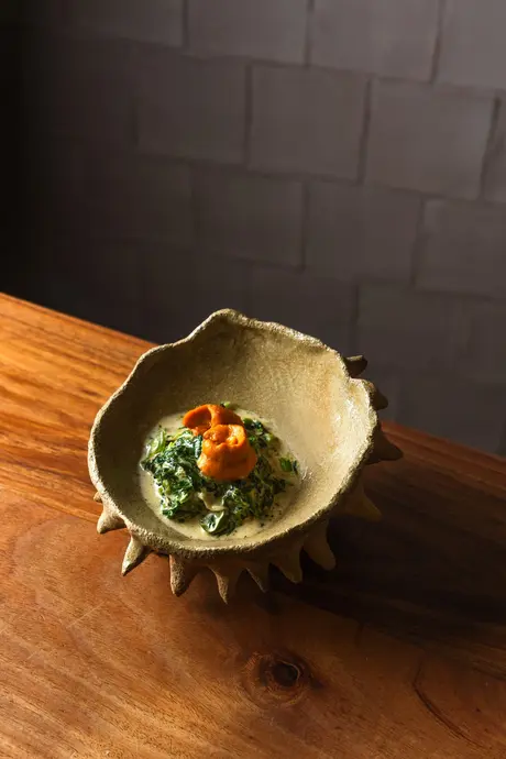 کانیابوتا یکی از نمادینترین رستورانهای سویل در کنار رستورانهایی مانند جایلو، کاسا روپرتو، یبرا و رستورانهای جدیدتری است که در سراسر شهر افتتاح میشوند.