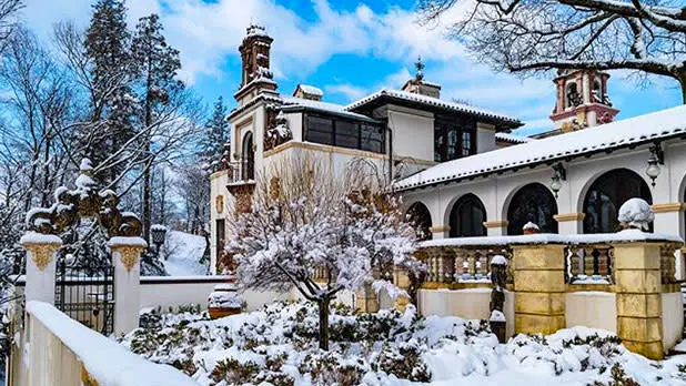 موزه واندربیلت پوشیده از برف