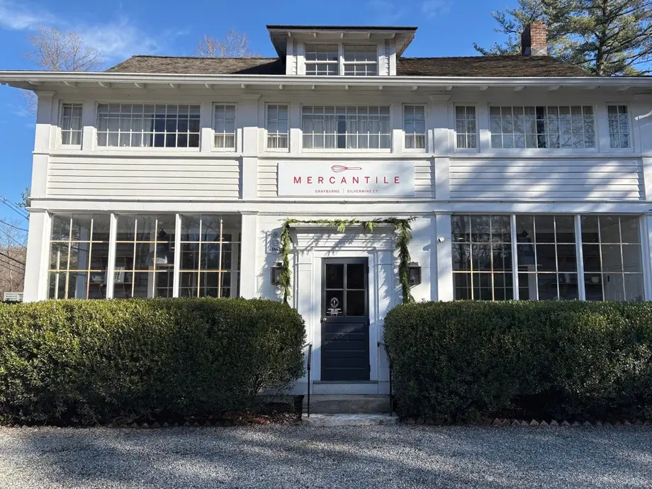 نمای بیرونی Mercantile