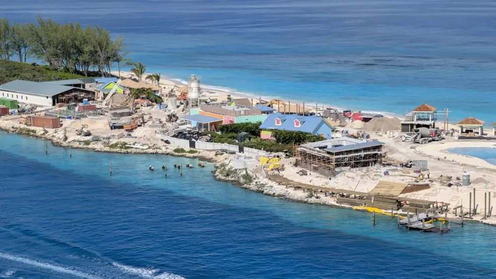 ساخت و ساز در باشگاه ساحلی رِویل کارِبیئن نسائو