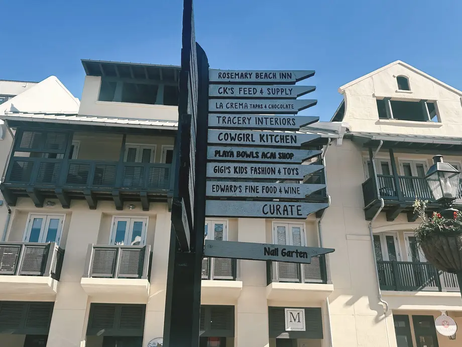 نمایی از مرکز شهر Rosemary Beach